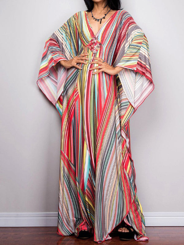 Robe longue ample imprimée rayée à manches chauve-souris, à empiècements, à col en V