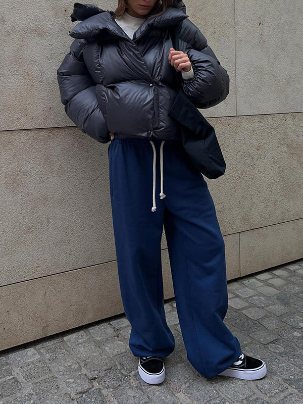 Manteau ample matelassé à manches longues, à empiècements, à capuche, couleur unie