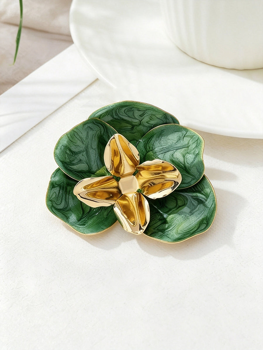 Broche en forme de fleur