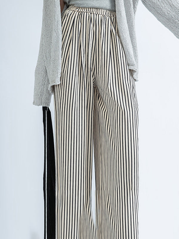 Pantalon ample rayé taille haute, à empiècements