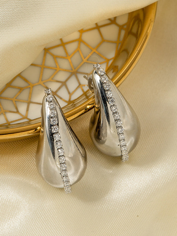 Boucles d'oreilles géométriques à strass