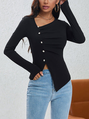 T-shirt asymétrique boutonné plissé à manches longues, coupe près du corps, à col asymétrique