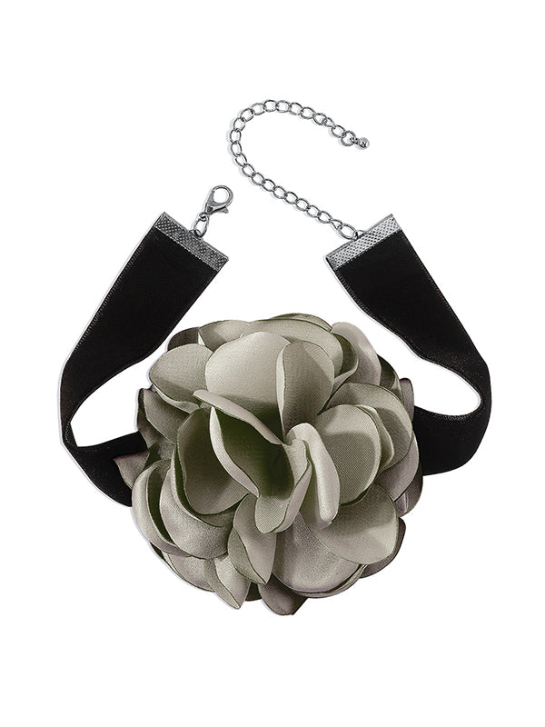 Collier en forme de fleur