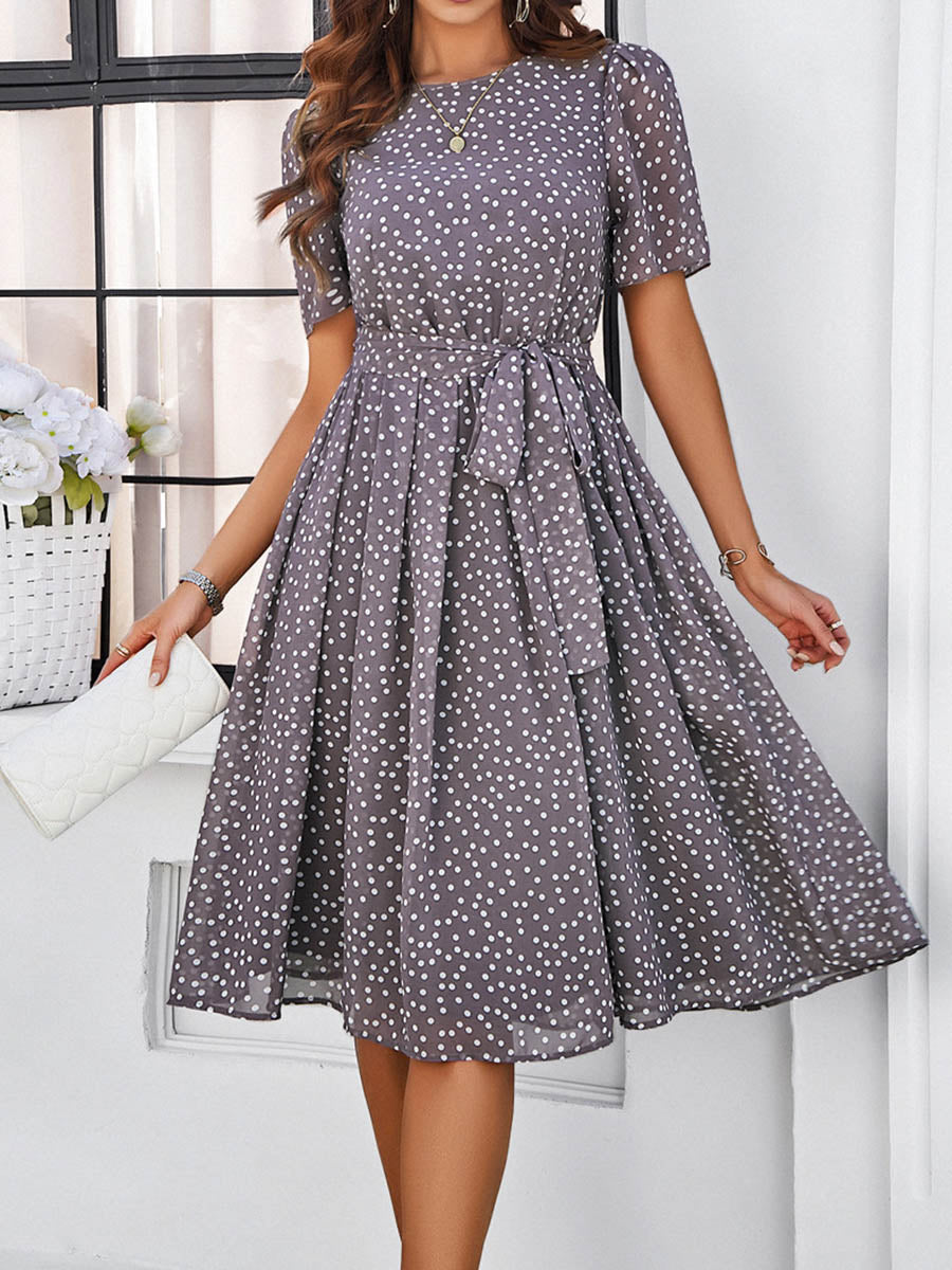 Robe mi-longue coupe trapèze, à taille élastique, à pois, à empiècements, à taille nouée, à col rond, couleur contrastée