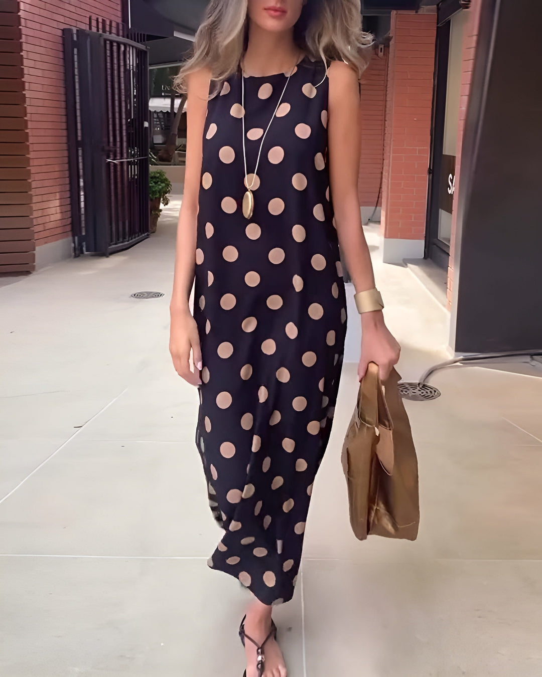 Roxane | Robe maxi avec fente et motif à pois