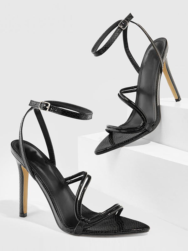 Sandales à talons ajourées à boucle de ceinture, à empiècements