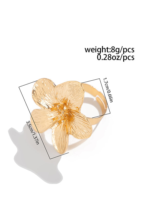 Bague plissée brillante en forme de fleur