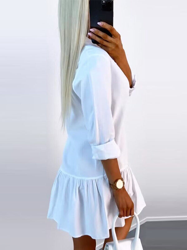 Robe chemise ample boutonnée plissée à manches longues, à empiècements, à col revers, couleur unie