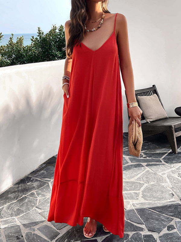 Robe longue ample plissée sans manches, à empiècements, à fines bretelles, couleur unie