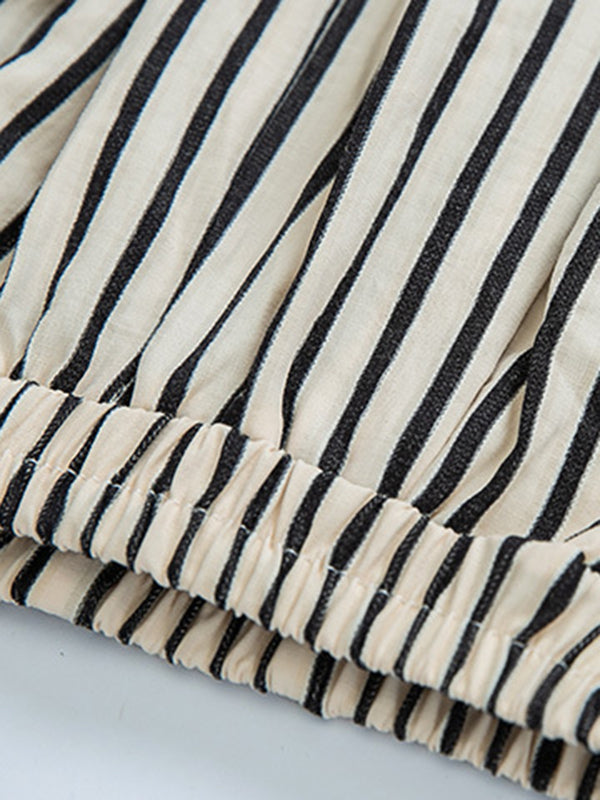 Pantalon ample rayé taille haute, à empiècements