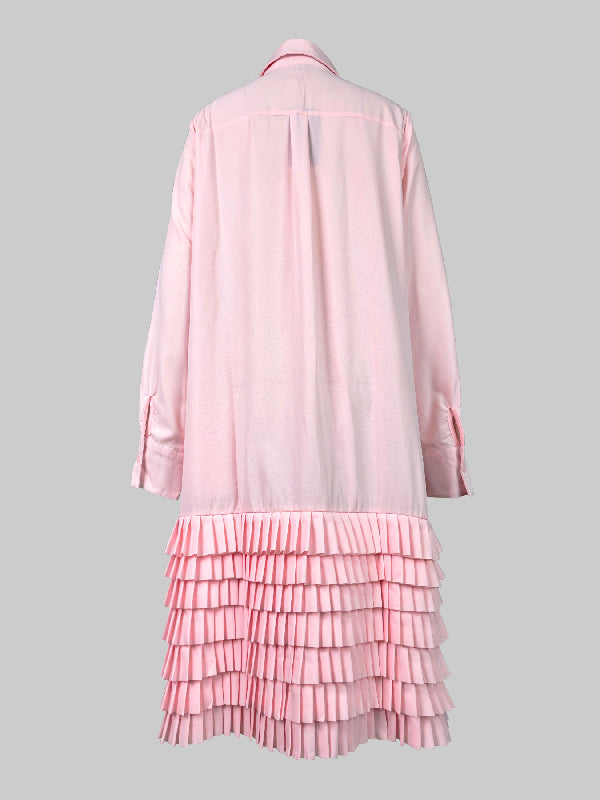 Robe chemise superposée plissée coupe trapèze, à manches longues, à poches, à empiècements, à col revers, couleur unie