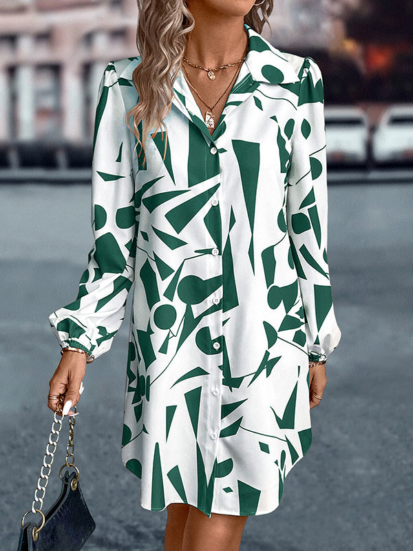 Robe chemise ample imprimée à manches bouffantes, à empiècements, à col revers