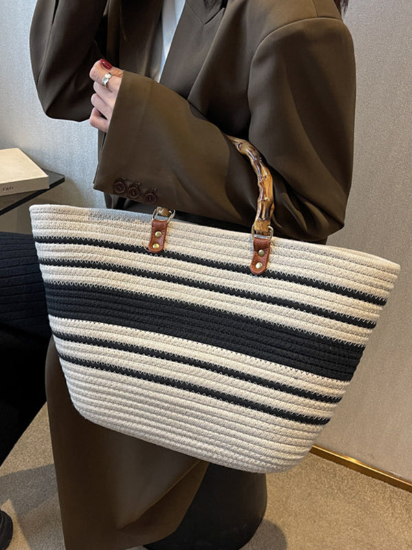 Sac à main rayé à empiècements, couleur contrastée