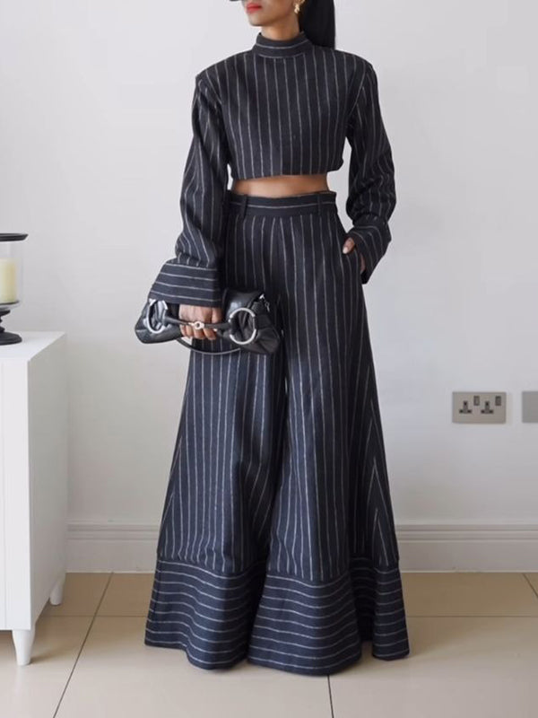 Pantalon ample rayé à jambes larges, à empiècements
