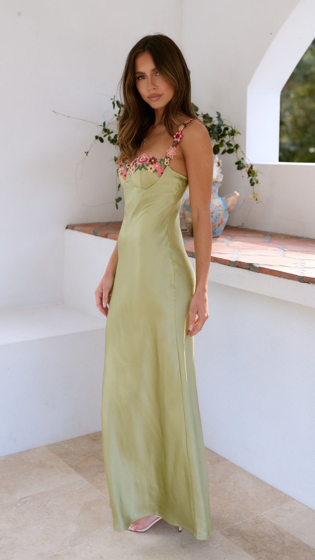 Christine | Robe de Mariage Décorée et Brodée