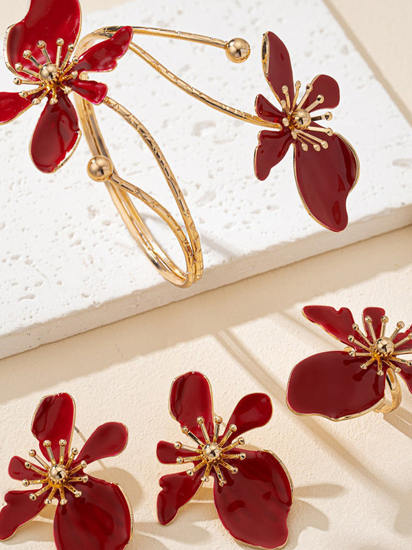 Parure bracelet, boucles d'oreilles et bague en forme de fleur