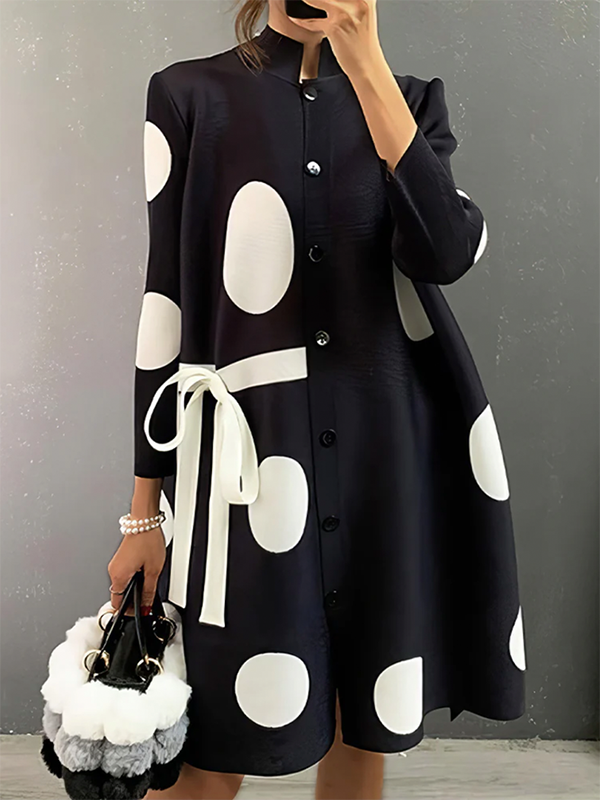 Vestes à manches longues amples asymétriques boutonnées à pois et col montant noué – Robes mi-longues à l'avoine et vêtements d'extérieur