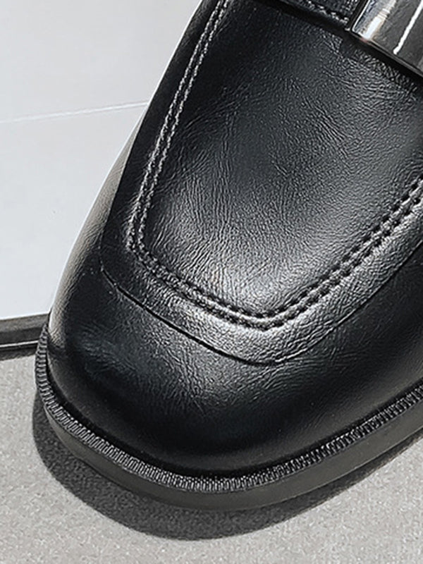 Mocassins à bout carré à coupe peu profonde