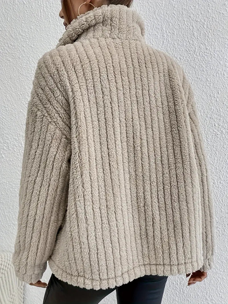 Cardigan en tricot doux et douillet avec une coupe décontractée pour femmes