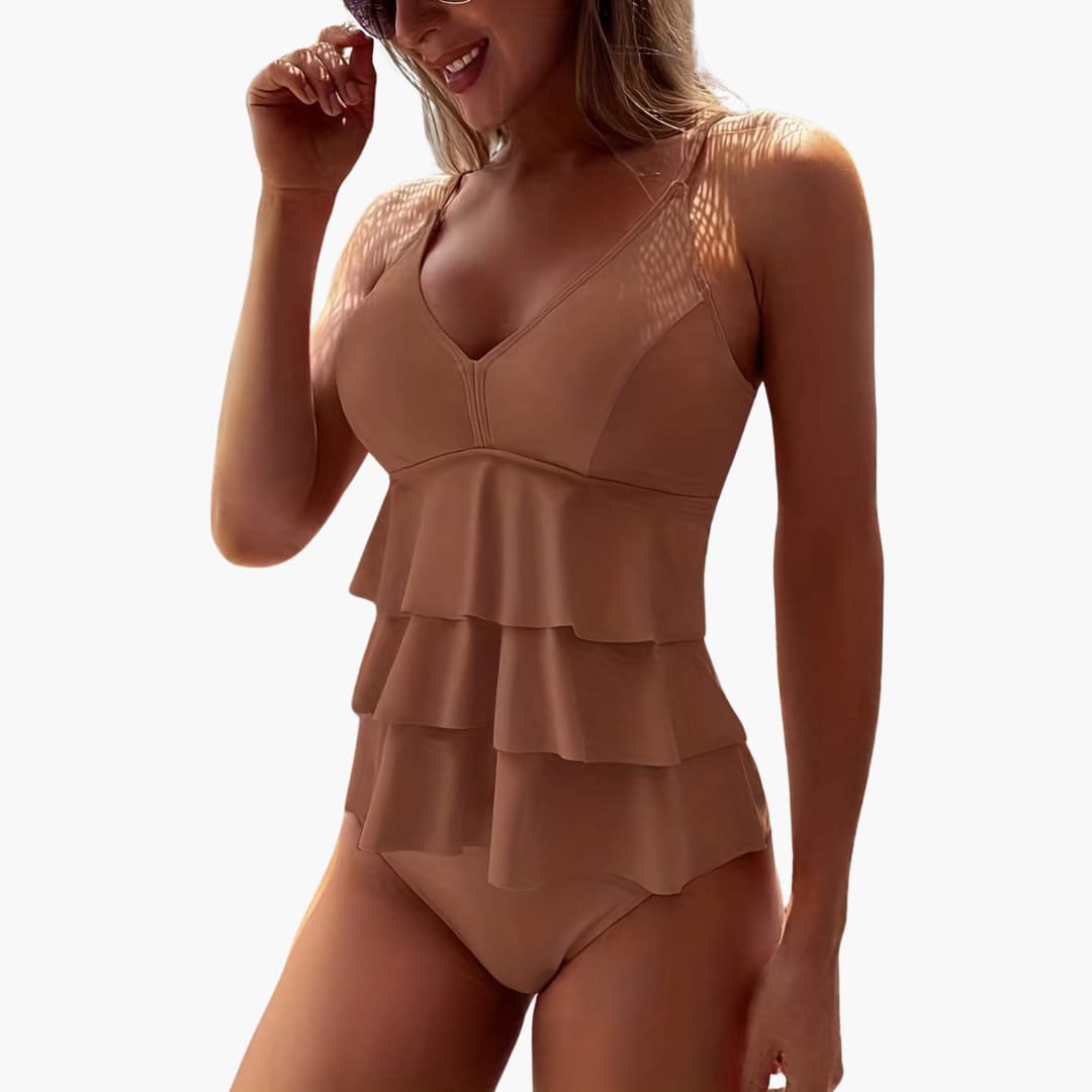 Maillot de bain une pièce pour femmes avec décolleté en V et volants superposés.