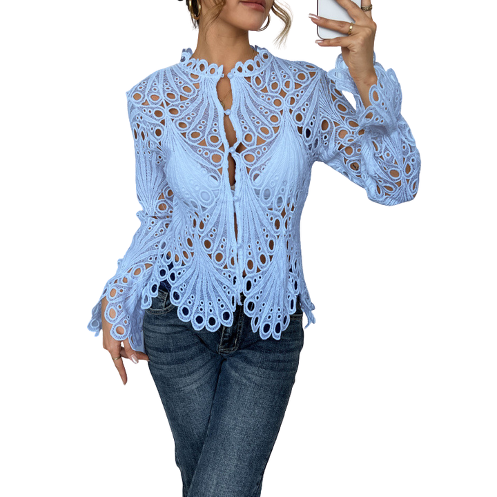 Aurelia | Blouse en Dentelle pour Femmes à Manches Longues, Motif Décolleté Élégant