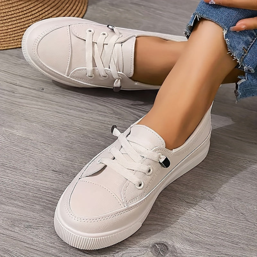 Christa | Baskets minimalistes à lacets pour femmes