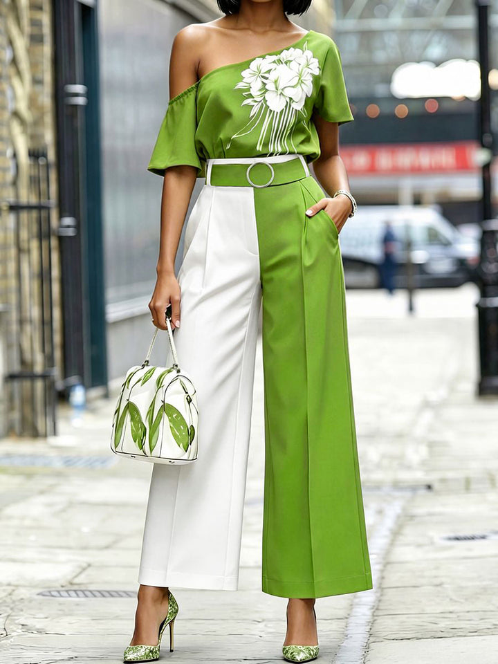 Pantalon plissé taille haute, avec ceinture, couleur contrastée