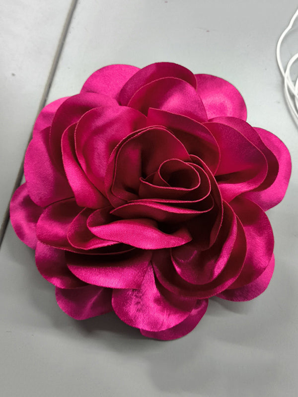 Broche à fleurs en 3D