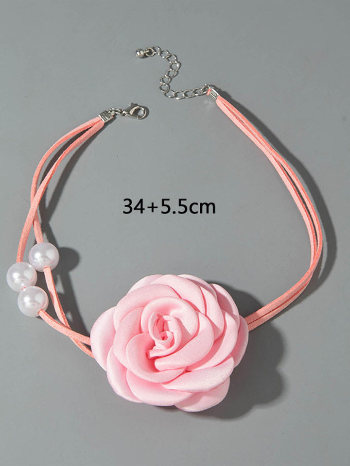 Collier à fleurs en 3D