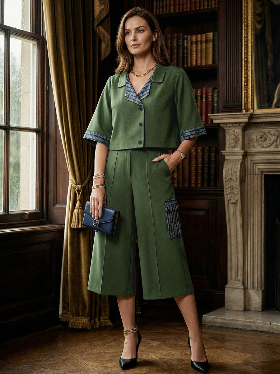 Short ample taille haute, à poches, à empiècements, couleur contrastée