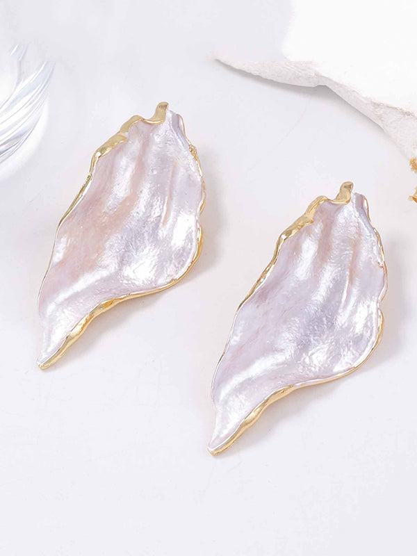 Boucles d'oreilles plissées à coupe irrégulière, à imprimé feuilles
