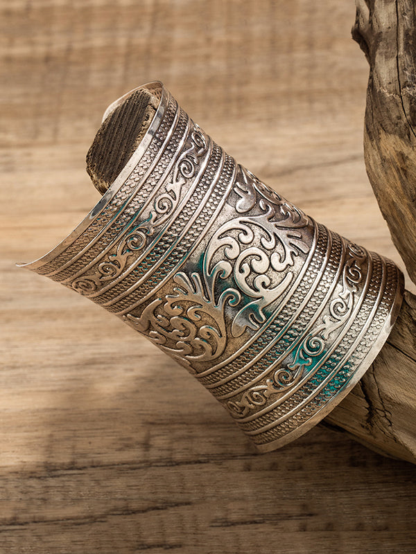 Accessoires de bracelet de couleur unie géométrique à motif sculpté