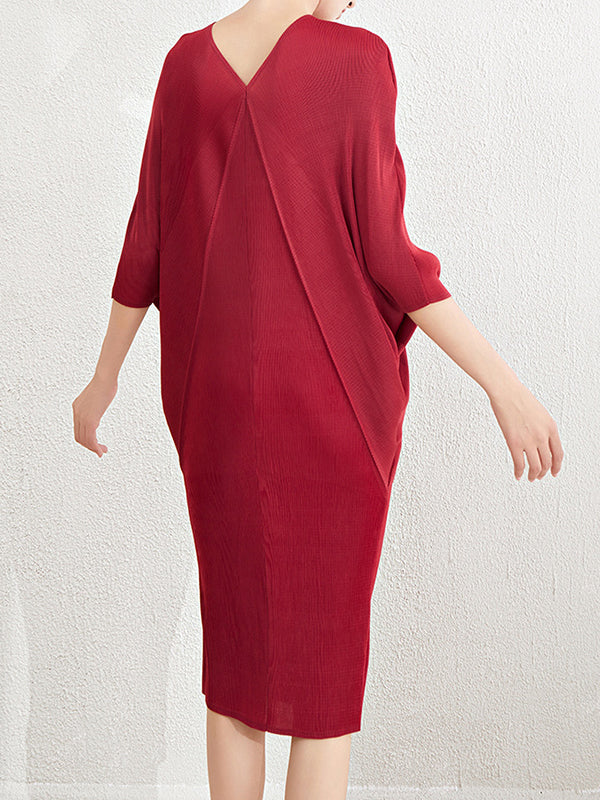 Robe mi-longue ample plissée à manches chauve-souris, à col en V, couleur unie