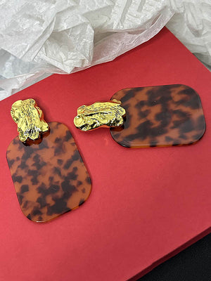 Parure boucles d'oreilles pendantes et boucles d'oreilles géométrique plissée à imprimé léopard, à empiècements