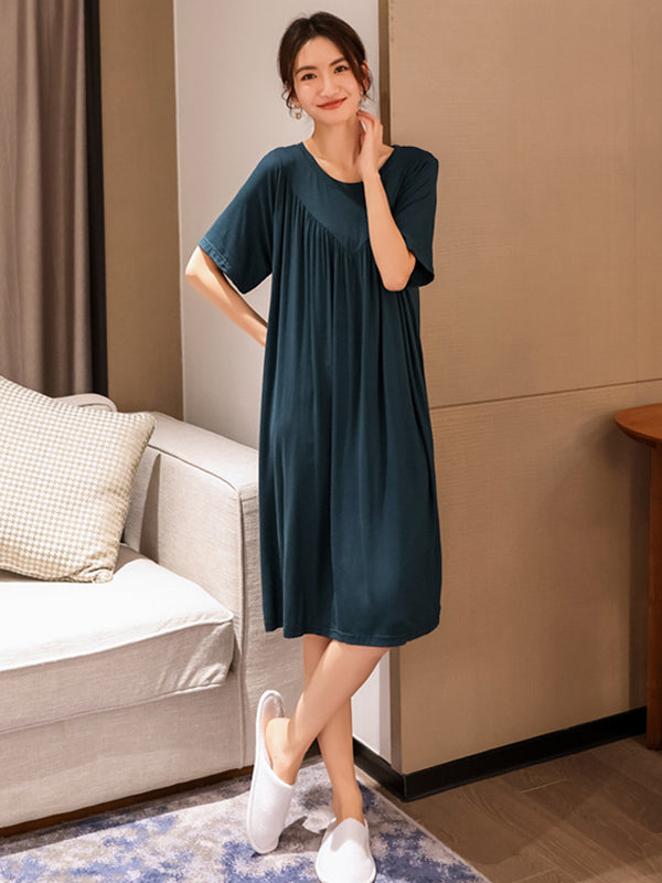 Robe pyjama ample en modal plissée de couleur unie