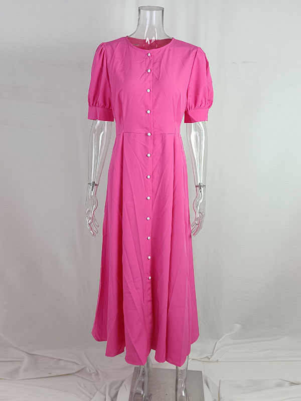 Robe mi-longue ample boutonnée taille haute, à col rond