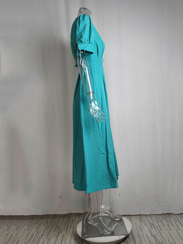 Robe mi-longue ample boutonnée taille haute, à col rond
