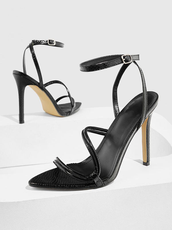 Sandales à talons ajourées à boucle de ceinture, à empiècements