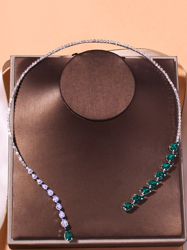 Collier en cristal original et élégant