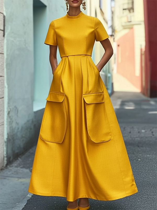 Robe longue à manches courtes, à poches, à col montant, couleur unie