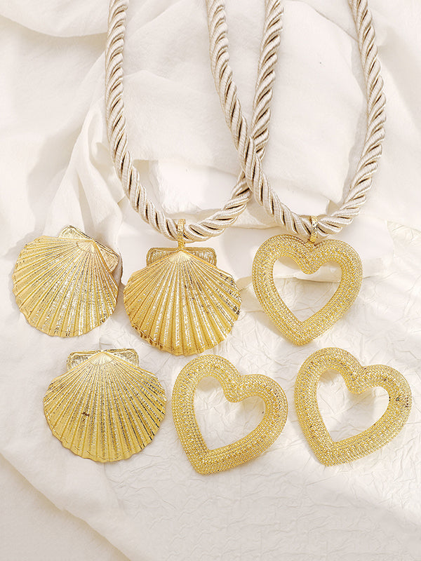 Parure boucles d'oreilles pendantes et collier en forme de cœur