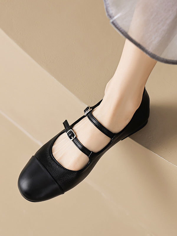 Chaussures plates à empiècements et bout rond avec boucle de ceinture Mary Janes