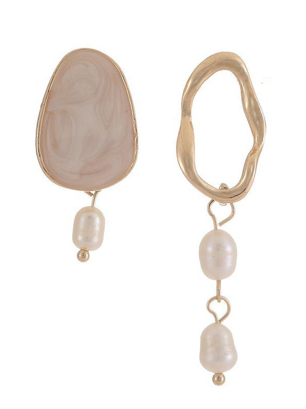 Boucles d'oreilles asymétriques simples à géométrie de perles