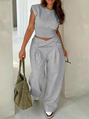 Ensemble deux pièces taille haute, couleur unie, sweat-shirt court à col rond et pantalon torsadé