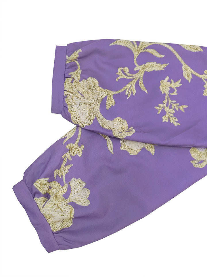 Robe longue froncée boutonnée ample à empiècements, à poches, à imprimé floral, à manches longues, à col montant, couleur contrastée
