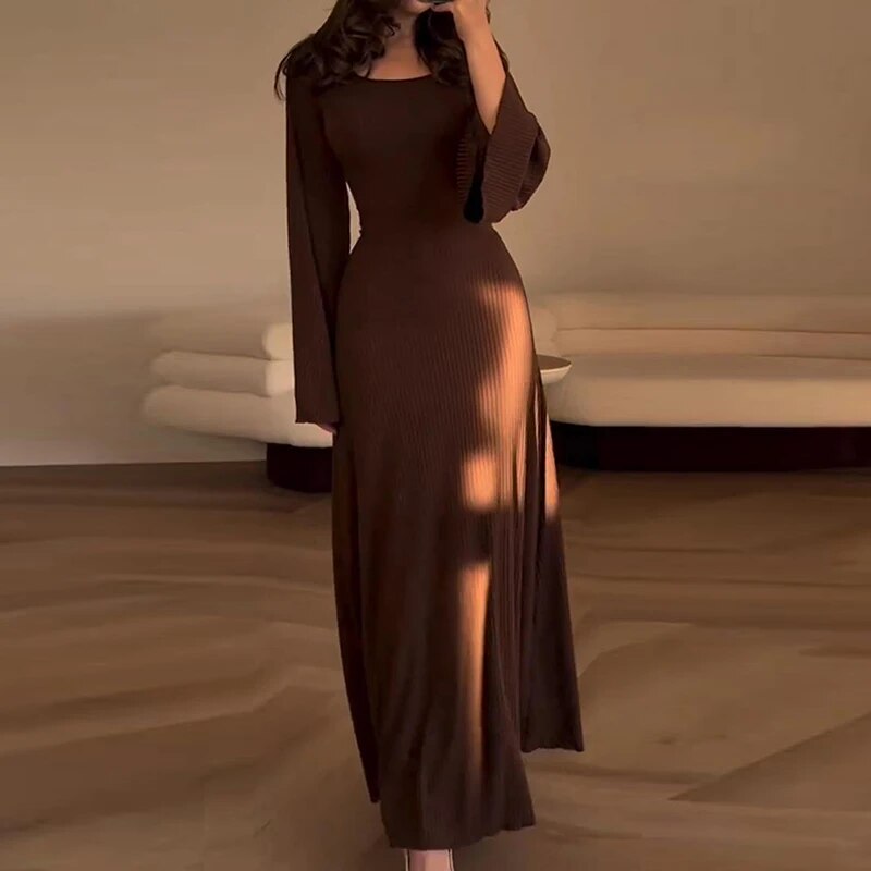 Bella 2.0 - Robe en tricot avec ceinture à la taille