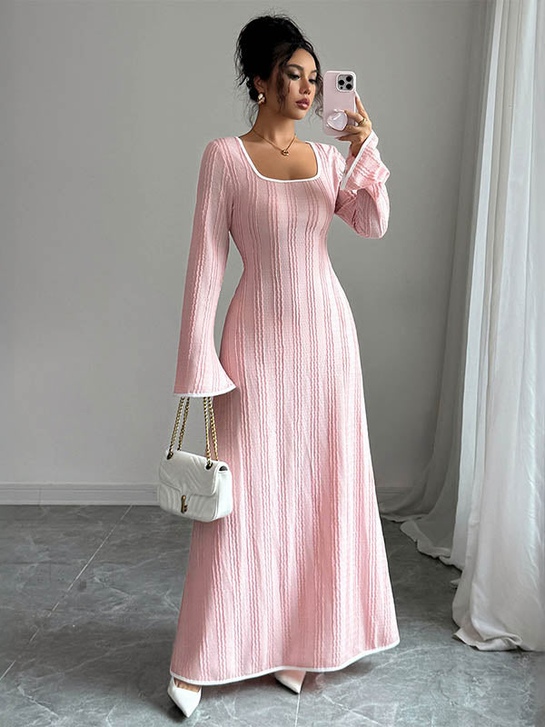 Robe longue moulante coupe trapèze, en maille côtelée, à empiècements, à col carré