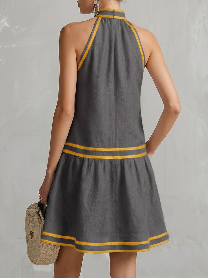 Robe courte sans manches, à poches, à fermeture éclair, à col licou, couleur contrastée