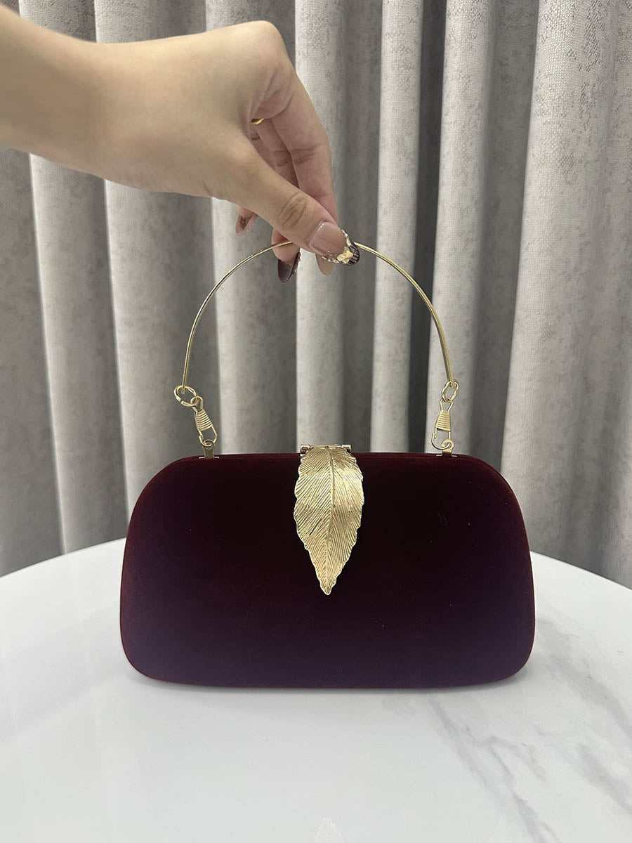Pochette de soirée plissée à chaîne, en forme de feuilles, à cadenas