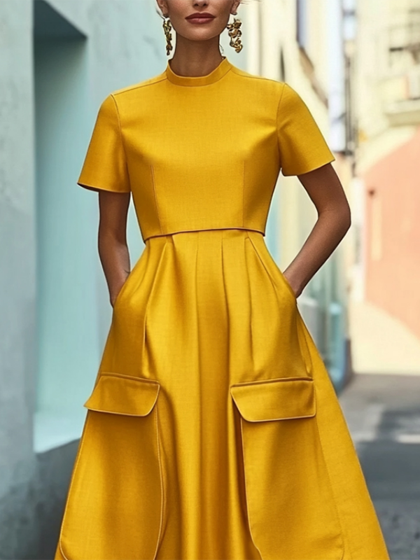 Robe longue à manches courtes, à poches, à col montant, couleur unie